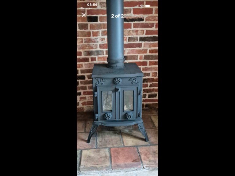 MULTI FUEL BURNER STOVE WITH FLUE