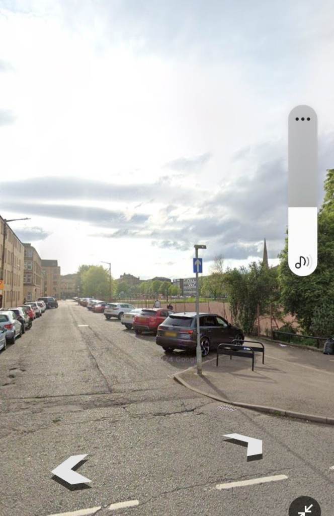 Mutal Exchange 3 Bedroom Tenement Large Windows & Ceilings