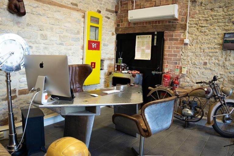  Land Rover Defender 110 3.0 D300 MHEV X-Dynamic HSE Auto 4WD Euro 6 (s/s) 5dr Diesel Automatic