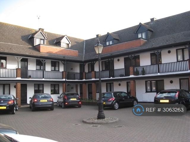 1 bedroom flat in Whitehorse Street, Baldock, SG7 (1 bed) (#3063263)