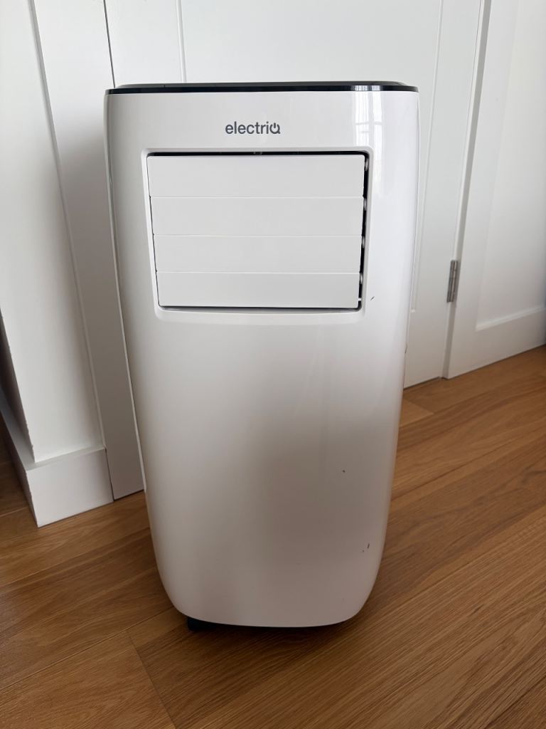 Air conditioner (portable climate control unit)