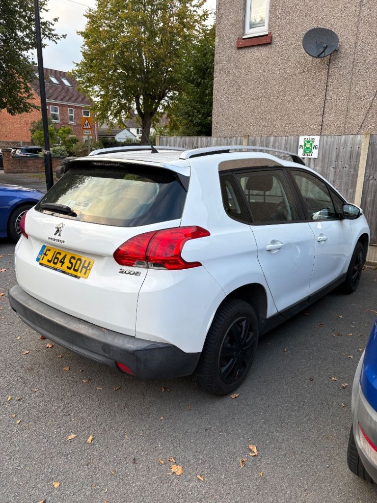 Peugeot, 2008, Hatchback, 2014, Manual, 1199 (cc), 5 doors