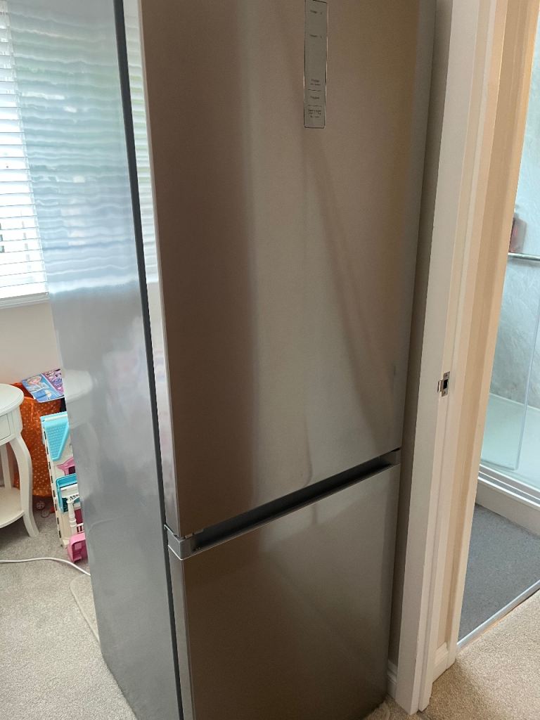Fridge Freezer (Kenwood)