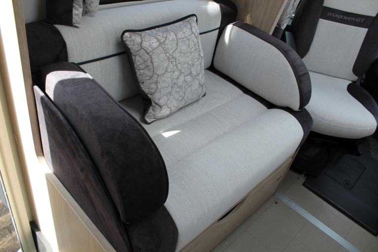 Elddis Autoquest 194 Magnum GT DIESEL AUTOMATIC 2025