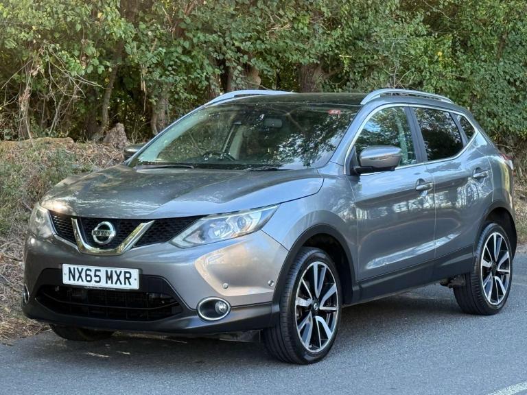 2015 Nissan Qashqai 1.5 Qashqai Tekna dCi 5dr SUV Diesel Manual