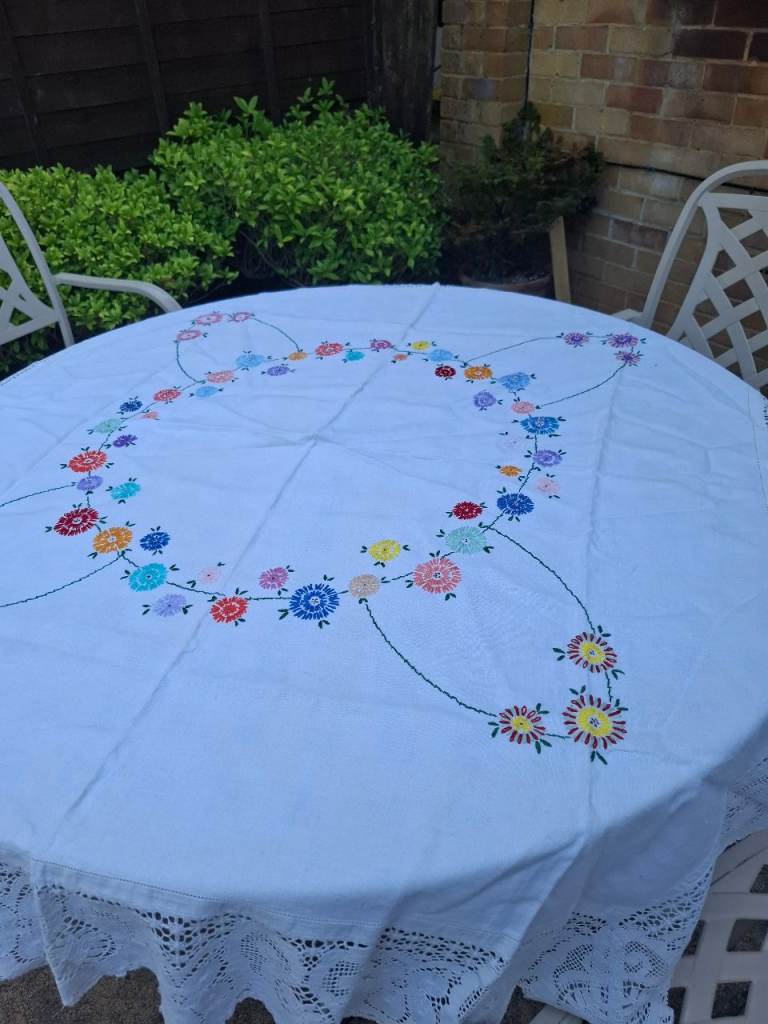 Tablecloth 