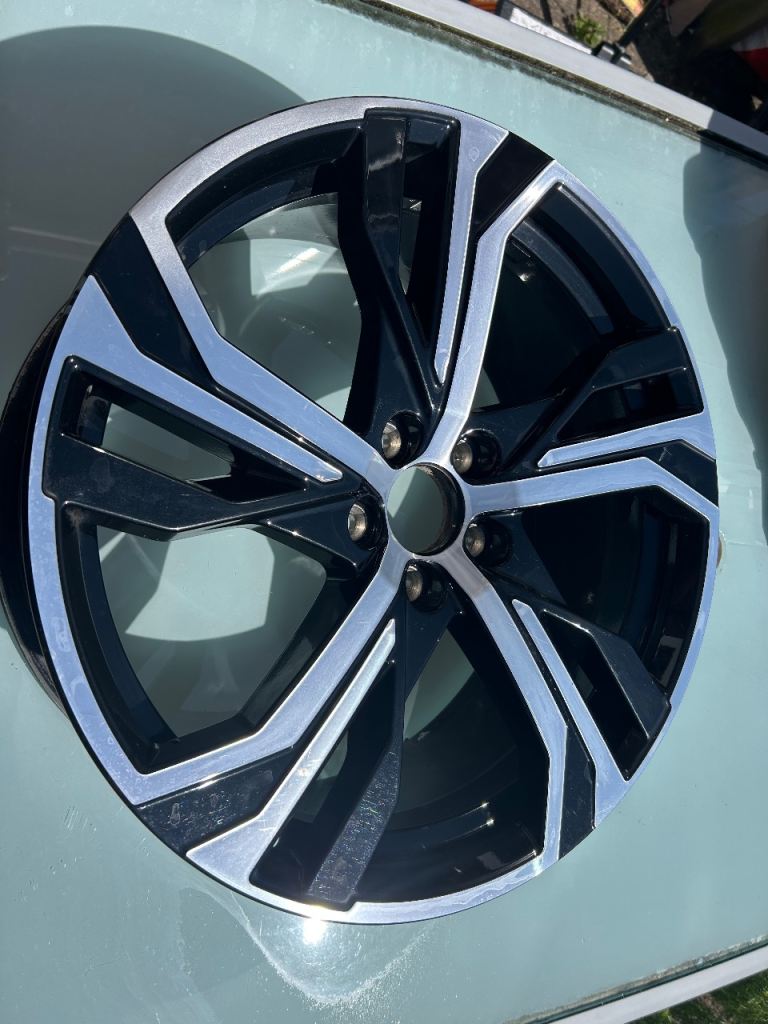 Volvo V60 wheel 