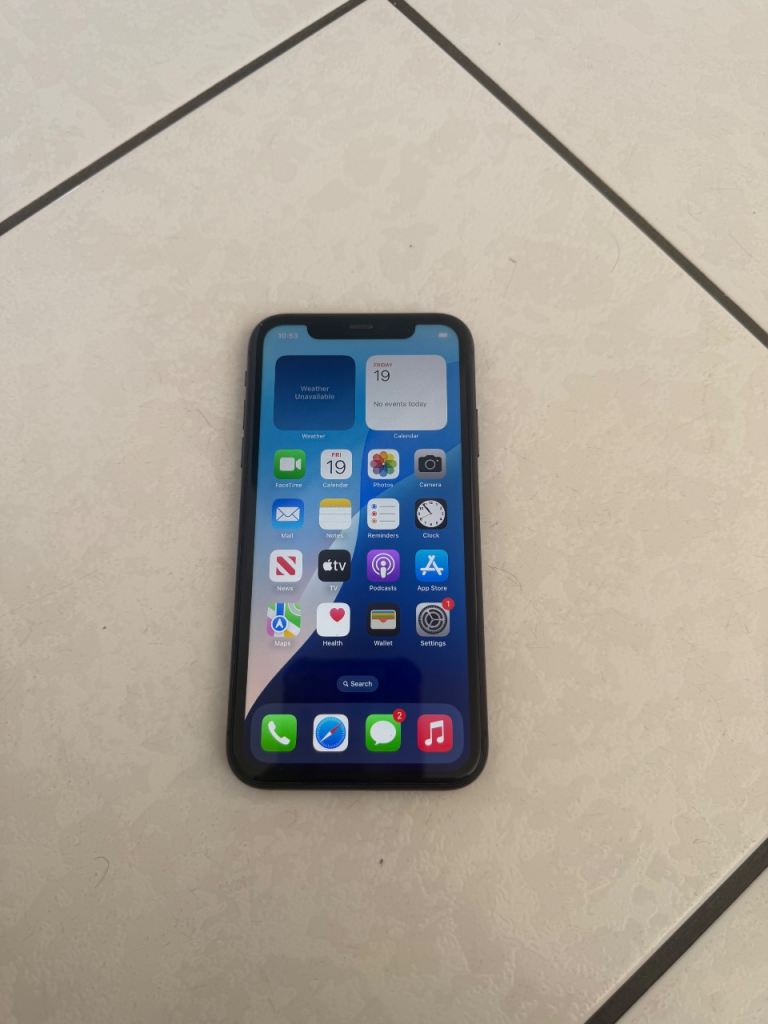 Apple iPhone 11 … Unlocked … Great Condition