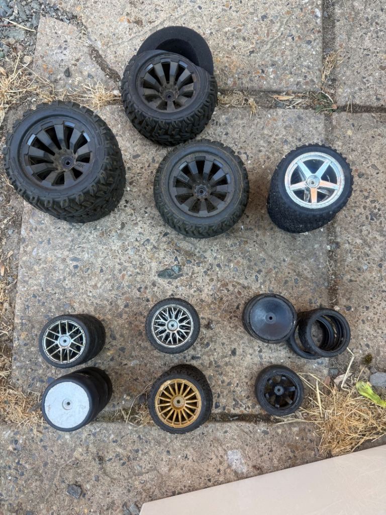 RC Car Wheels and Tyres Job Lot – Various Sizes, Good Condition