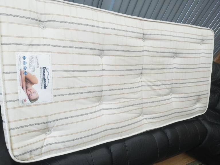 Free super king size and single mattress 