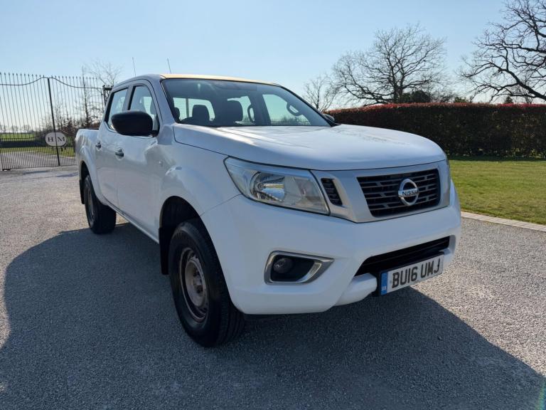2016 Nissan Navara Double Cab Pick Up Visia 2.3dCi 160 4WD PICK UP DIESEL Manual