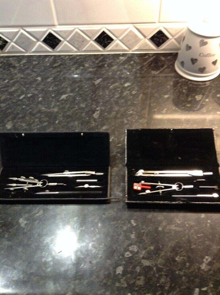 TECHNICAL VINTAGE DRAWING SET IN A FELT LINE HARD BOX