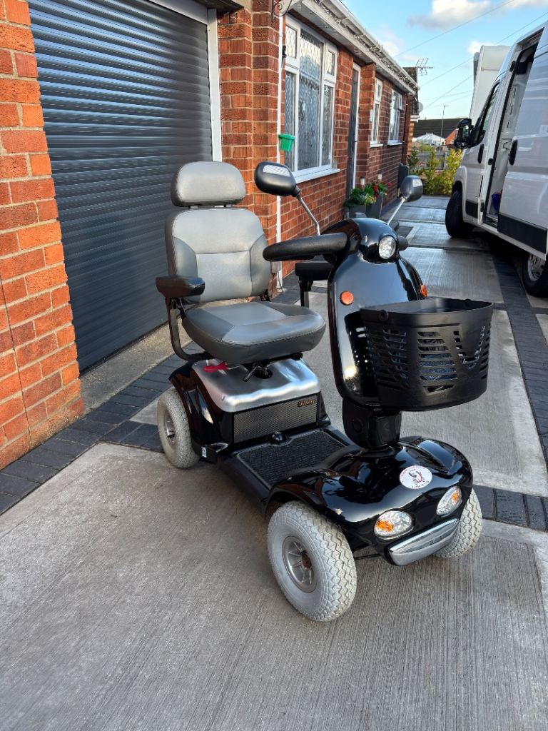 Mobility scooter Shoprider deluxe 8 mph 