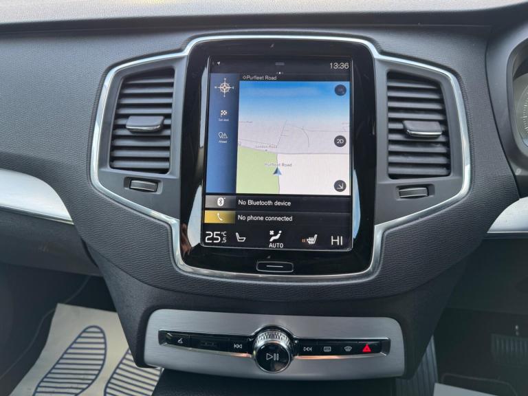 2017 Volvo XC90 2.0 T8 Hybrid Momentum Pro 5dr Geartronic ESTATE PETROL/ELECTRIC Automatic