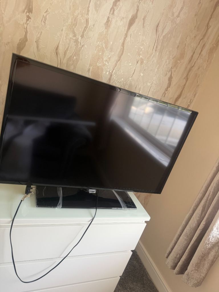 42” Samsung Flat Screen TV - Good Condition