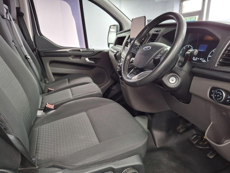 FORD TRANSIT CUSTOM 2.0 300 EcoBlue Trend L2 H1 Euro 6 5dr 2023