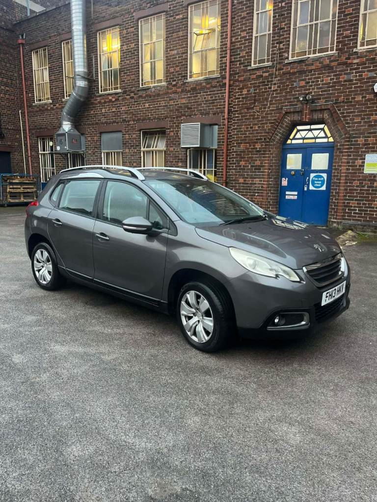 Peugeot 2008' Allure 1.6 Diesel 2014