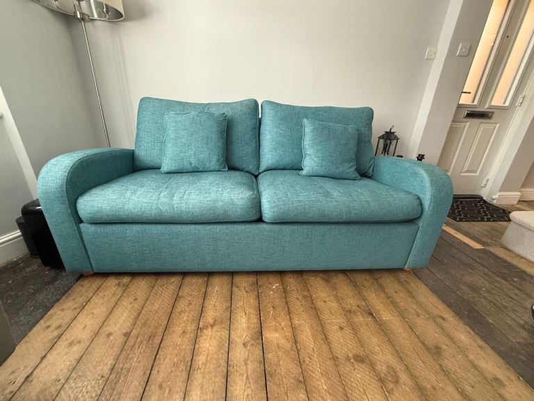 4 Seater Sofa Bed – Very Good Condition – Surbiton (Collection Only)