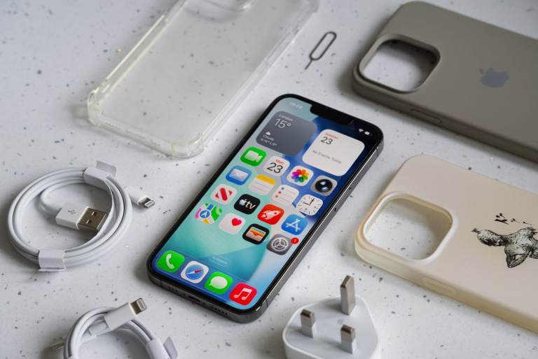 Apple iPhone 13 Pro - 256GB - Graphite (Unlocked)