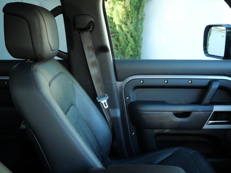 2020 Land Rover Defender 2.0 P300 SE 110 5dr Auto ESTATE PETROL Automatic