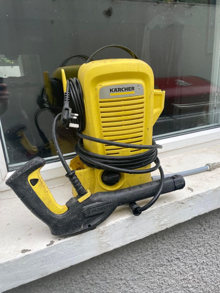 Karcher k2 high pressure washed, wired 