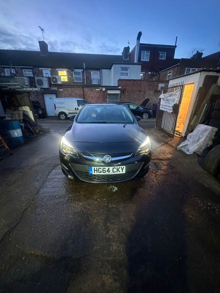 Vauxhall ASTRA 2014 Manual,2 keys,full service history