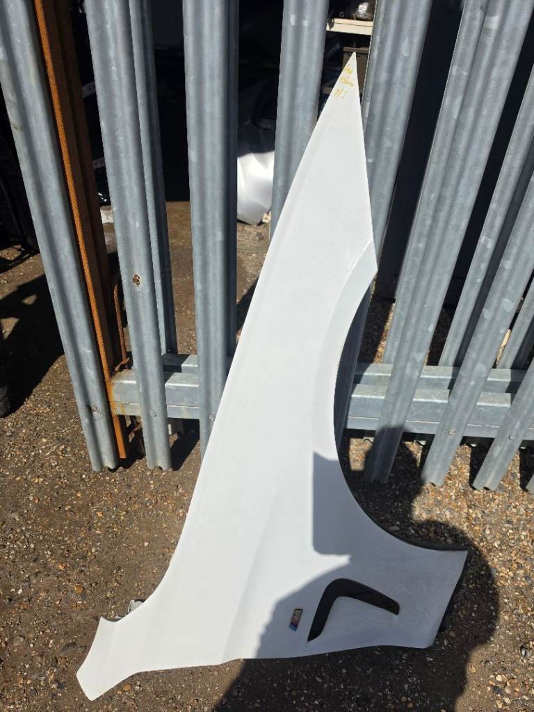 BMW 4 SERIES F32 F33 f36 DRIVER SIDE RIGHT WING FENDER PANEL WHITE BREAKING 