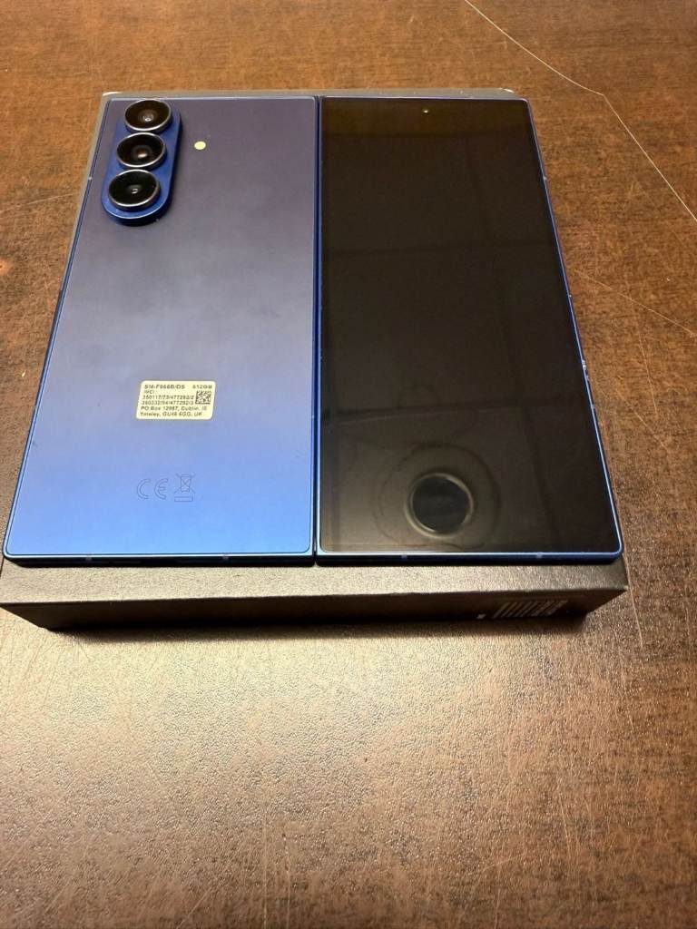 Samsung Galaxy z fold 7 512gb £730 1TB £830 unlocked with Samsung warranty