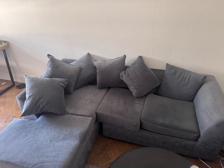 Grey Corner Sofa with Chaise – Good Condition