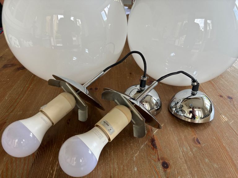 Two Large White Glass Globe Ceiling Pendant Lights with Bulbs