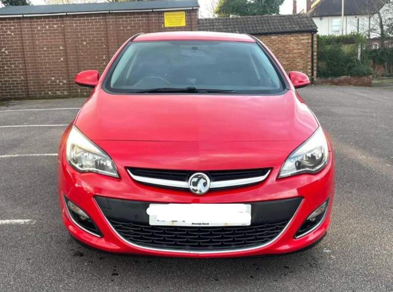 Vauxhall, ASTRA, Hatchback, 2012, Manual, 1956 (cc), 5 doors