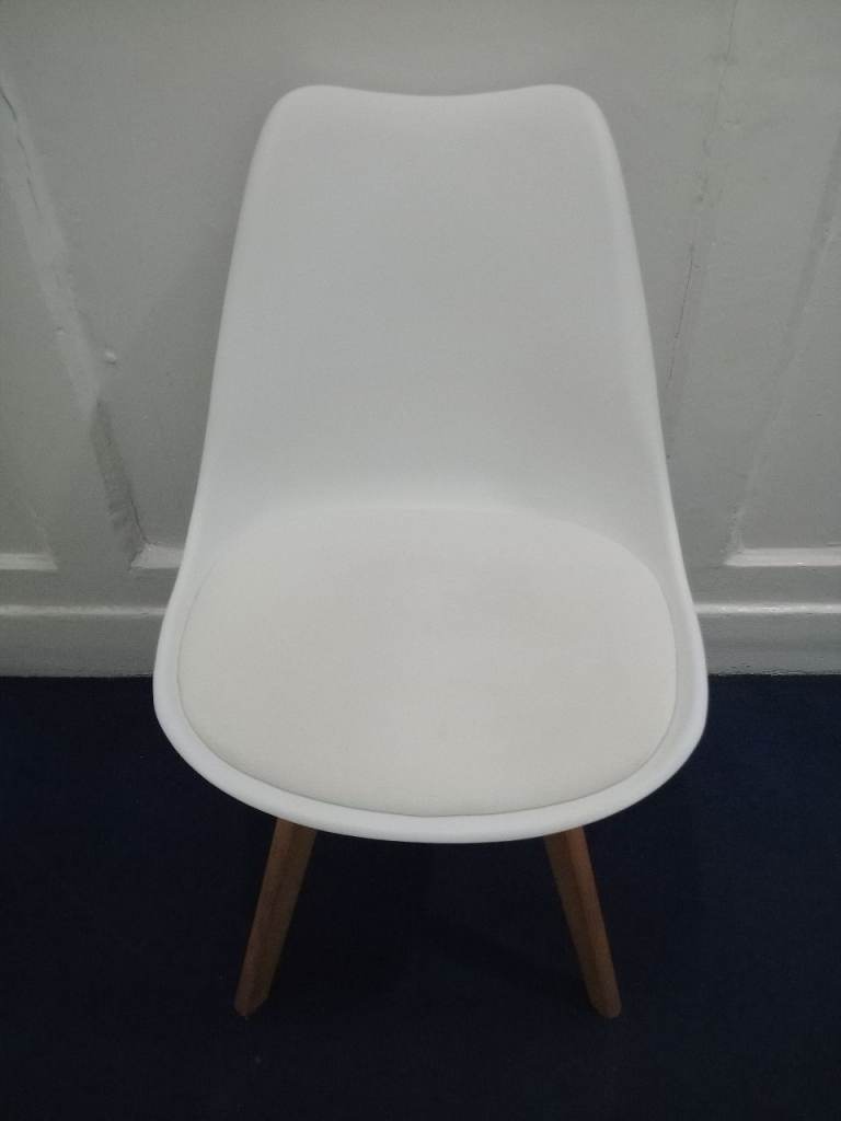 Stylish DELUXE Retro Lounge Dining Chairs Wooden Legs Soft Cushion Pad