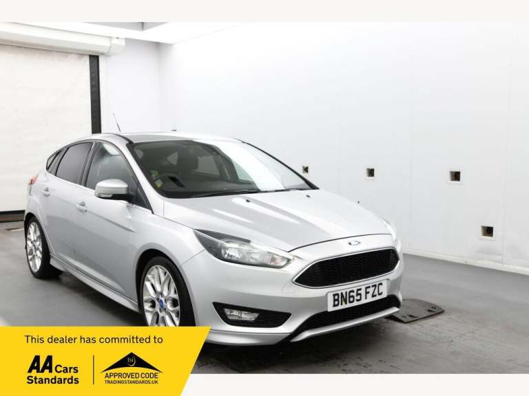 2015 Ford Focus 1.5 EcoBoost Zetec S 5dr HATCHBACK PETROL Manual