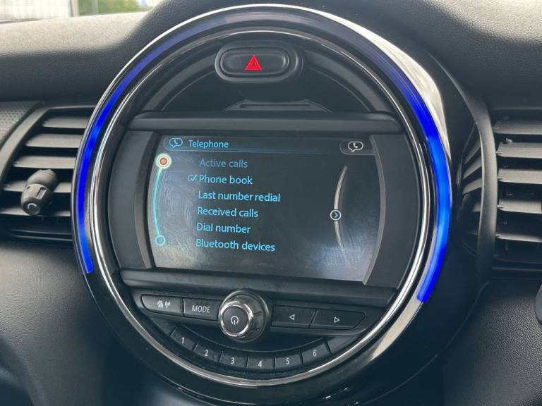 2017 MINI Hatch 1.5 Cooper Hatchback 5dr Petrol Manual Euro 6 (s/s) (136 ps) Hatchback Petrol Manual