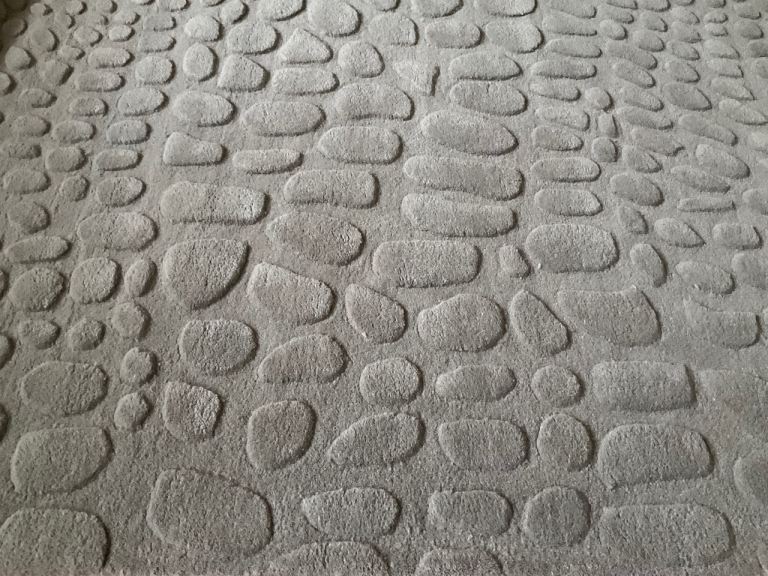 New grey paw style rug 