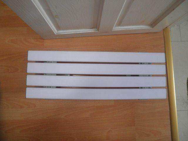 Aidapt Medina Plastic Bath Board Slatted & Adjustable 27 inch 