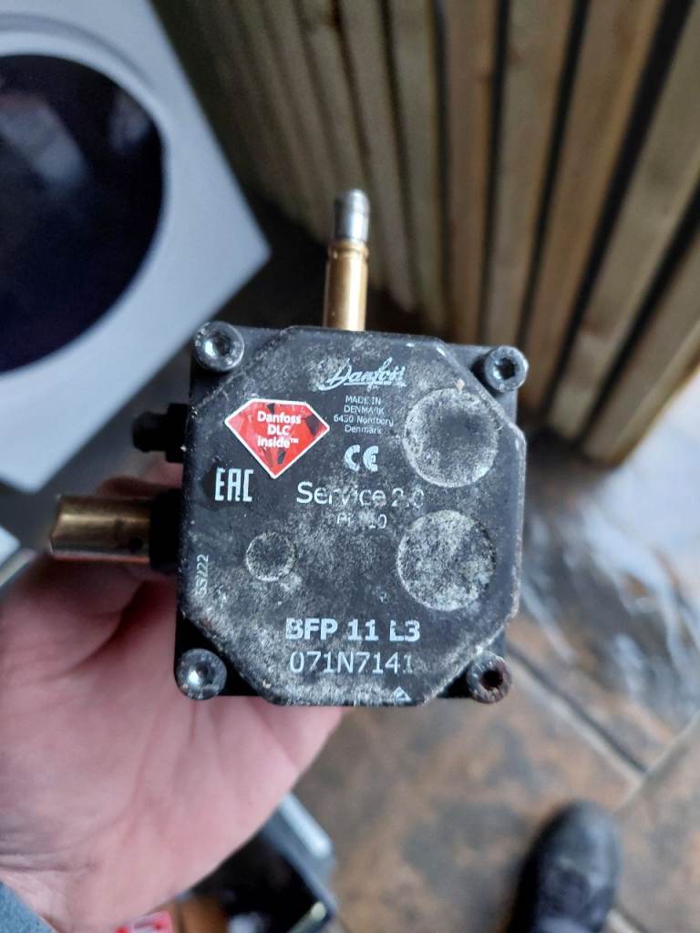 Danfoss 21 L3 oil burner pump 