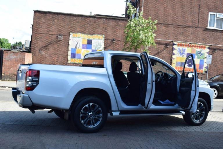 2021 Mitsubishi L200 2.2 DI-D DC Warrior 4WD Euro 6 (s/s) 4dr PICK UP Diesel Manual