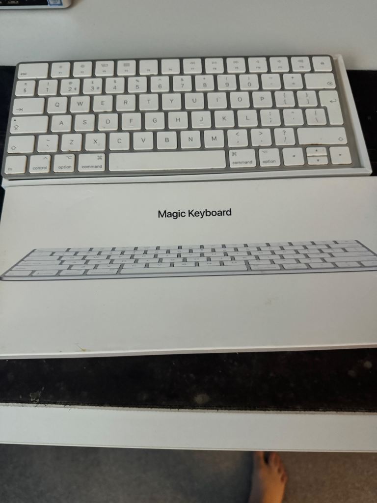 Apple keyboard