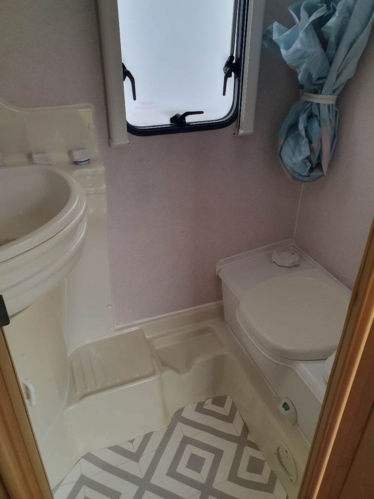 Swift Ashmere 1998 5 berth Caravan