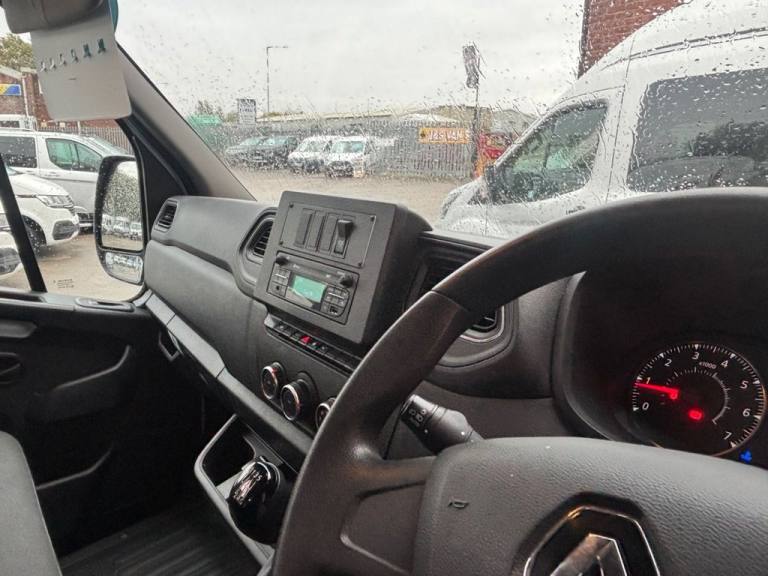 2020 70 RENAULT MASTER MM35 DCI M.W.B 9 SEATER MINIBUS ELEC CHAIR RAMP BUS  DIES