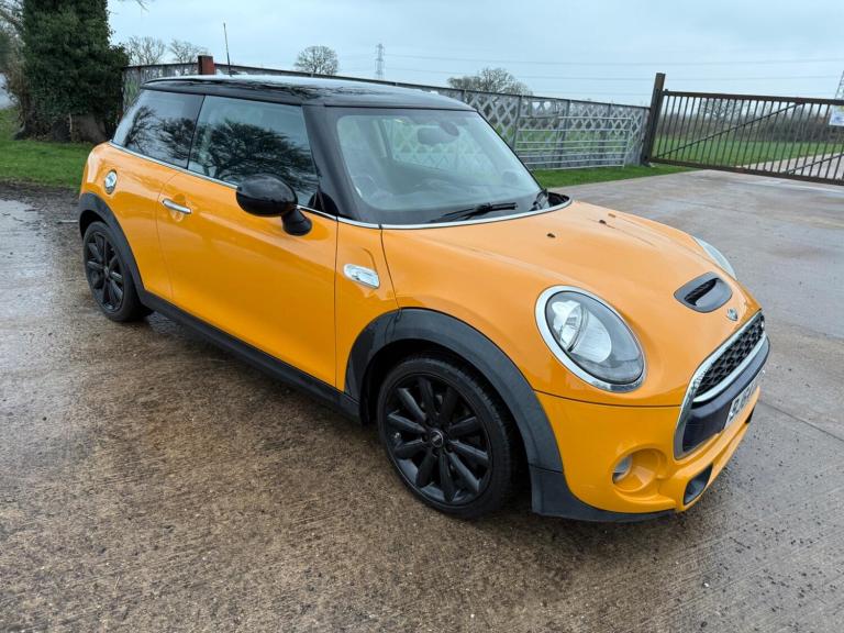 MINI Hatch 2.0 Cooper S Euro 6 (s/s) 3dr Petrol Manual