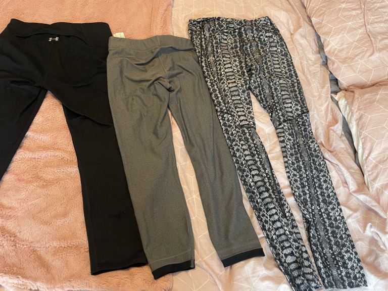 Medium under armour leggings 