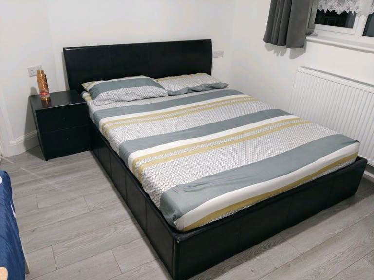 One double bedroom with separate bathroom