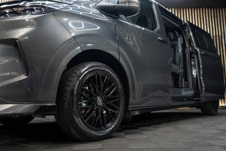  Ford Transit Custom 320 Limited L2 2.5L Auto Plug-in Hybrid Crew Cab HYBRID Automatic