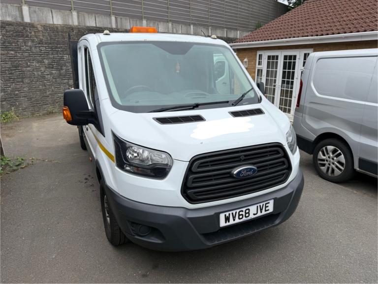 2018 Ford Transit 2.0 TDCi 130ps Double Cab Chassis CHASSIS CAB Diesel Manual
