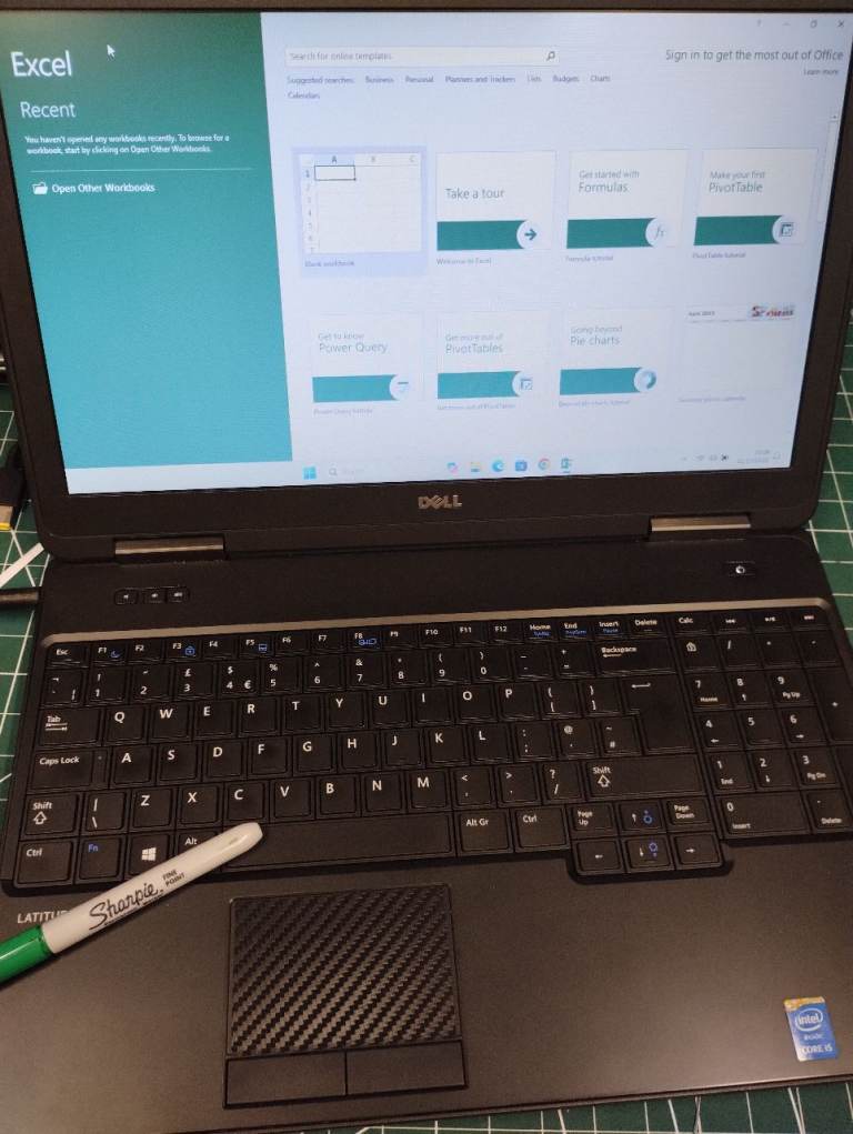 Windows 11, 15.6 Dell 8GB RAM, i5 CPU, 240GB SSD Solid, WebCam, HDMI, DVD. Full Microsoft Office 