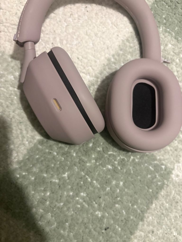 image for Sony WH-1000XM5