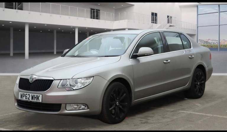2013 Skoda Superb 2.0 TDI SE DSG 4WD Euro 5 5dr HATCHBACK Diesel Automatic
