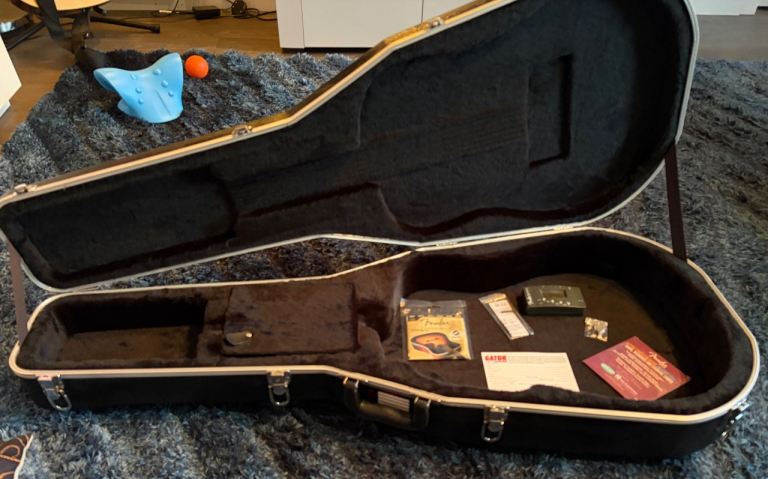 Acoustic Guitar Fender DG-5 NAT + Stand + Case